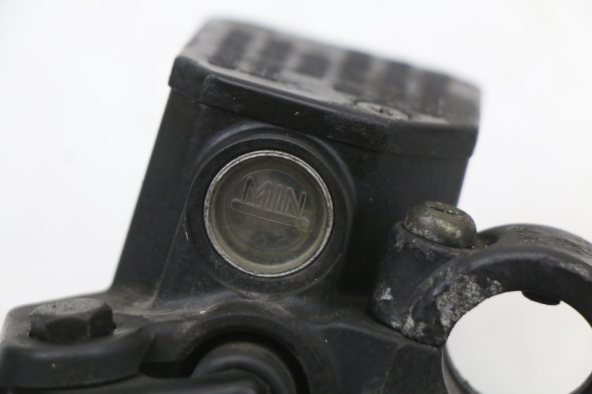 photo de REAR BRAKE MASTER CYLINDER PIAGGIO X9 125 (2000 - 2003) - Product overview