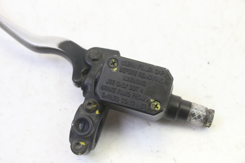 photo de REAR BRAKE MASTER CYLINDER PIAGGIO XEVO - X EVO 125 (2007 - 2017) - Zoom on usage condition