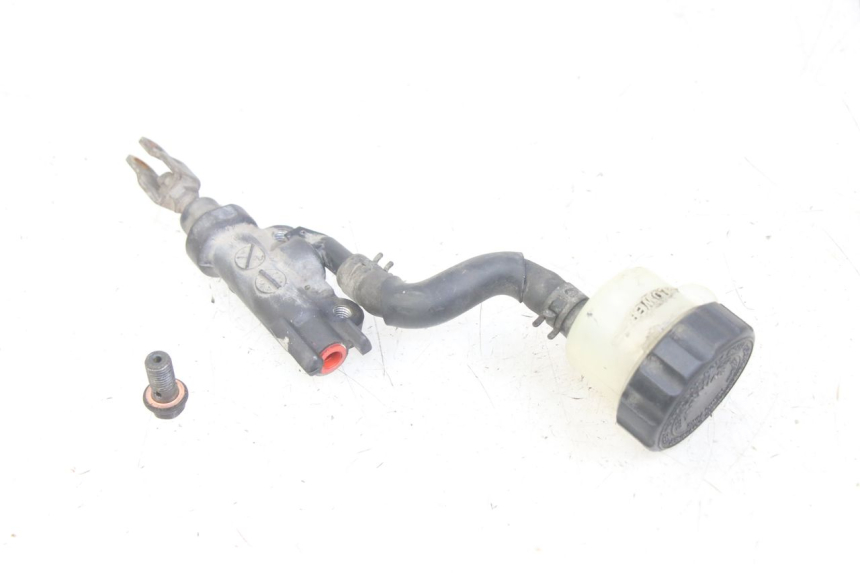 photo de REAR BRAKE MASTER CYLINDER YAMAHA XJN DIVERSION 600 (2000 - 2003) - Alternative perspective