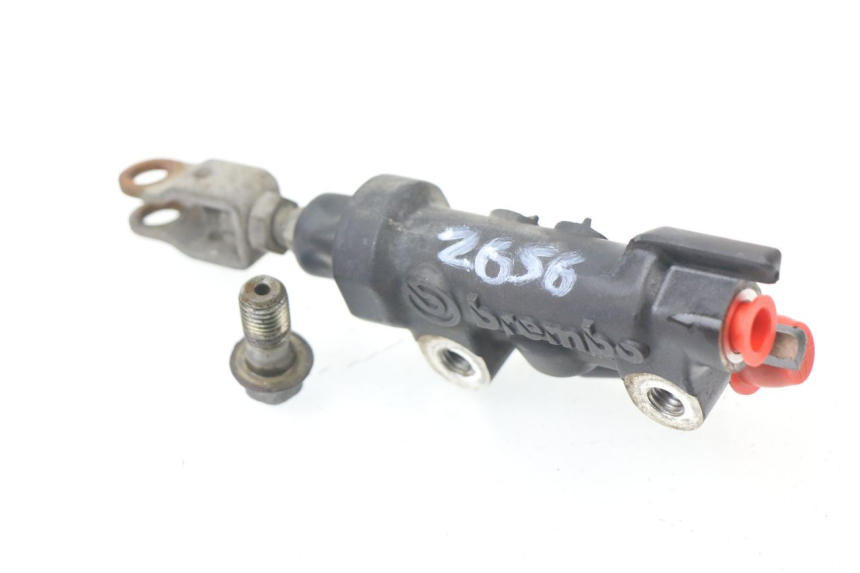 photo de REAR BRAKE MASTER CYLINDER YAMAHA XJN XJ N DIVERSION 600 (1994 - 1997) - Main view