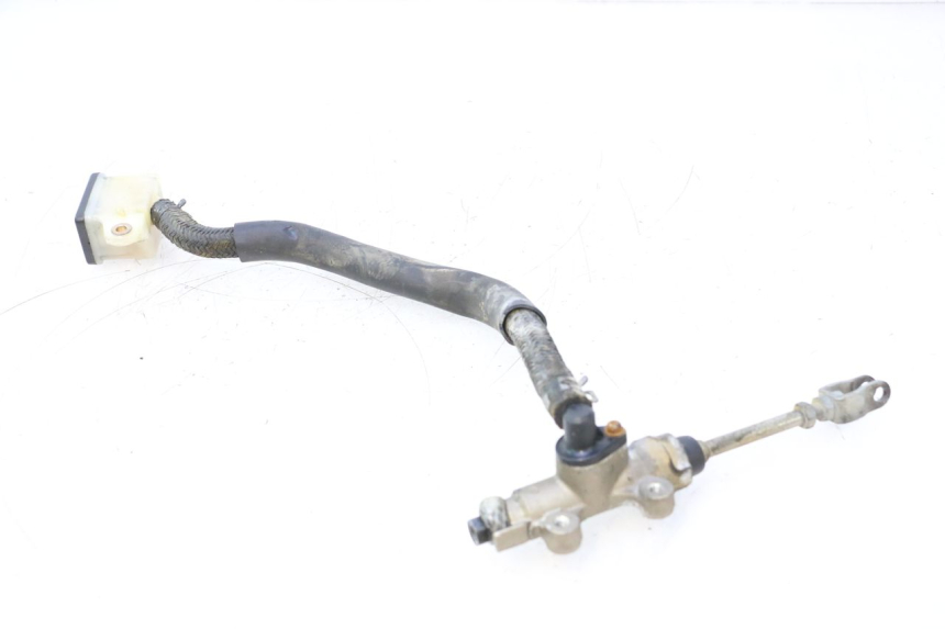 photo de REAR BRAKE MASTER CYLINDER HONDA XRV AFRICA TWIN 750 (1990 - 1992) - Main view