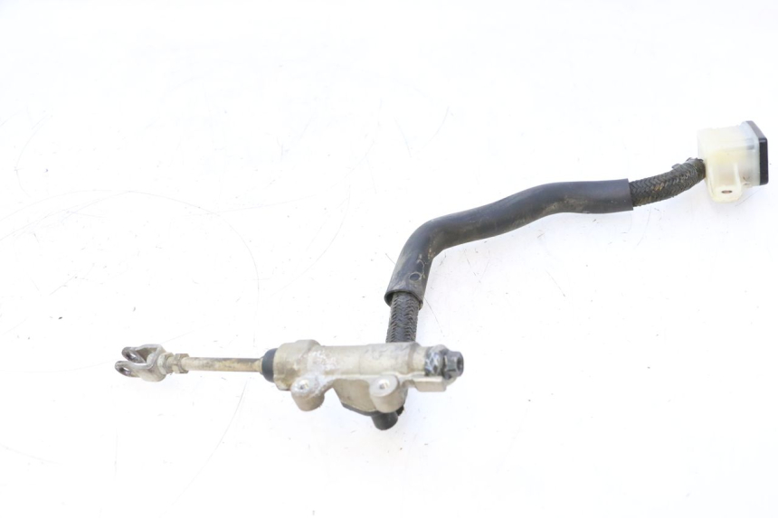 photo de REAR BRAKE MASTER CYLINDER HONDA XRV AFRICA TWIN 750 (1990 - 1992) - Component detail