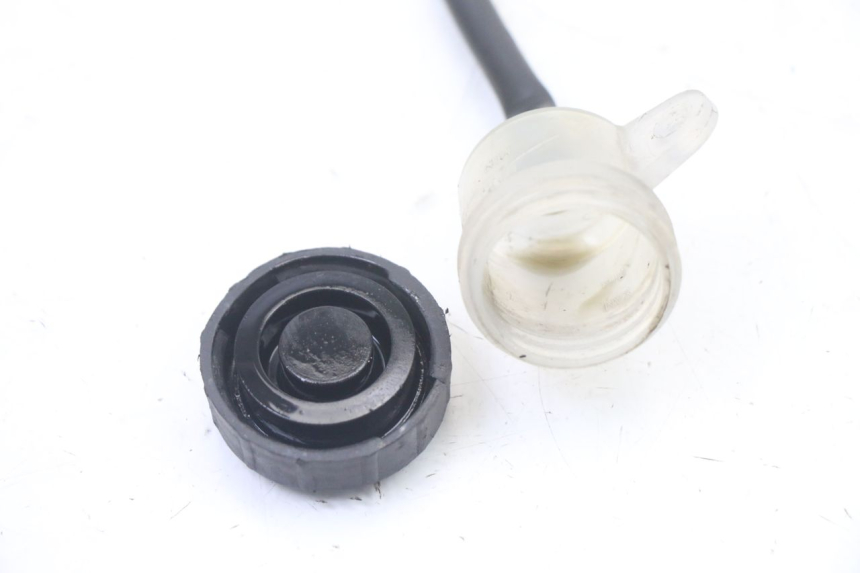 photo de REAR BRAKE MASTER CYLINDER YAMAHA TZR 50 (2008 - 2016) - Fixing points details