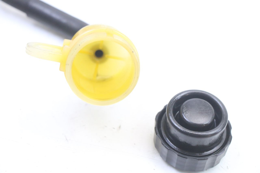 photo de REAR BRAKE MASTER CYLINDER YAMAHA XJ6 600 (2008 - 2016) - Technical close-up