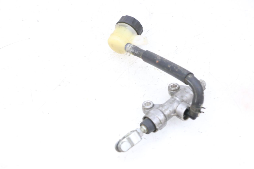 photo de REAR BRAKE MASTER CYLINDER YAMAHA YFM R RAPTOR 250 (2008 - 2014) - Fixing points details