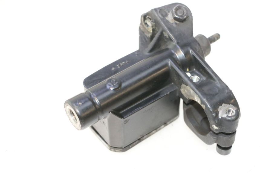 photo de REAR BRAKE MASTER CYLINDER YAMAHA YP MAJESTY 125 (2007 - 2010) - Product overview