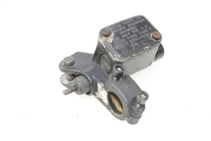 photo de REAR BRAKE MASTER CYLINDER YAMAHA YP MAJESTY 125 (2007 - 2010) - Markings and original references