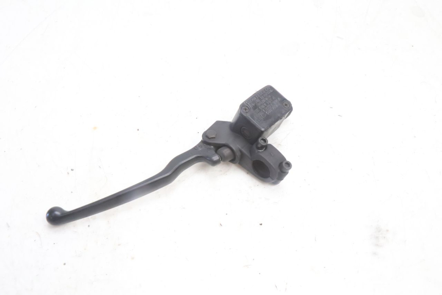 photo de REAR BRAKE MASTER CYLINDER YAMAHA YP MAJESTY 125 (2007 - 2010) - Main view