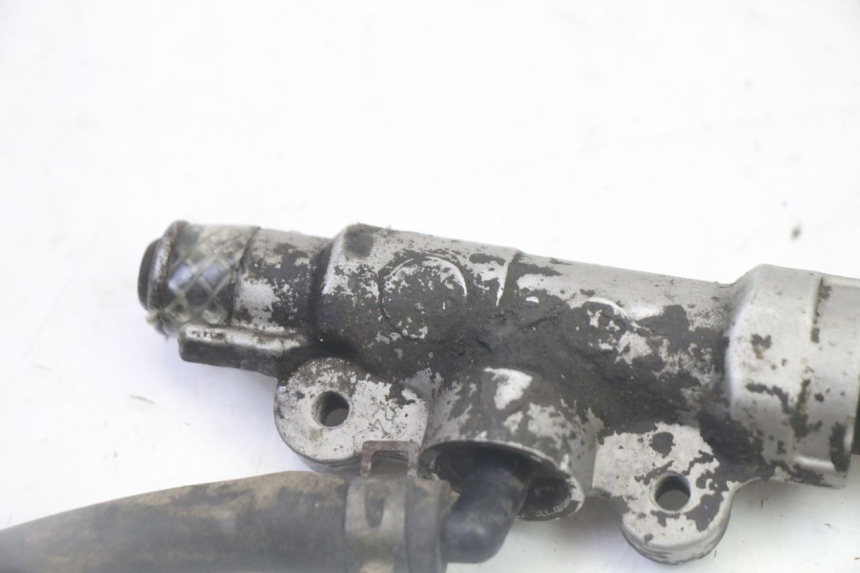 photo de REAR BRAKE MASTER CYLINDER YAMAHA YZ 125 (1998 - 2005) - Additional view of the item