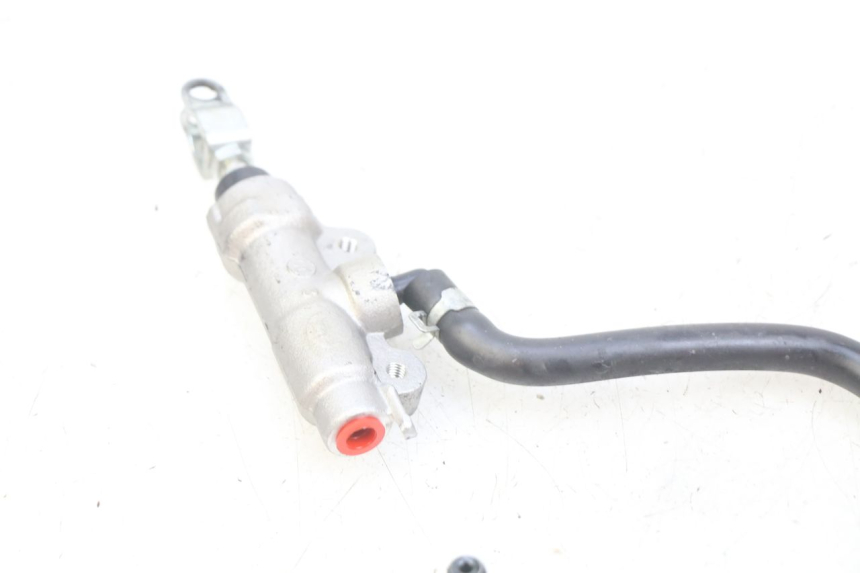 photo de REAR BRAKE MASTER CYLINDER YAMAHA YZ 85 (2019 - 2021) - Alternative perspective
