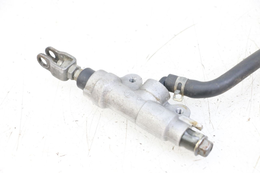 photo de REAR BRAKE MASTER CYLINDER YAMAHA YZ 85 (2002 - 2018) - Technical close-up