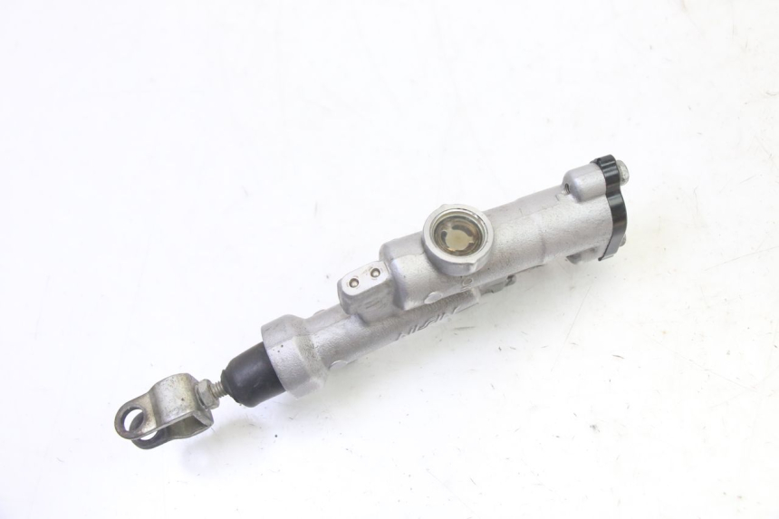 photo de REAR BRAKE MASTER CYLINDER YAMAHA YZF YZ-F 450 (2014 - 2016) - Technical close-up