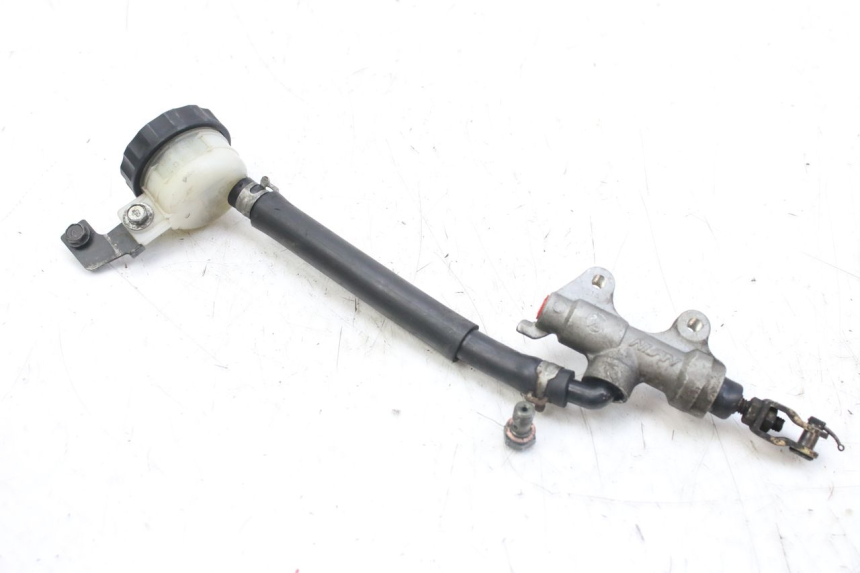 photo de REAR BRAKE MASTER CYLINDER KAWASAKI ZX-6R ZX6R 600 (1995 - 1997) - Main view