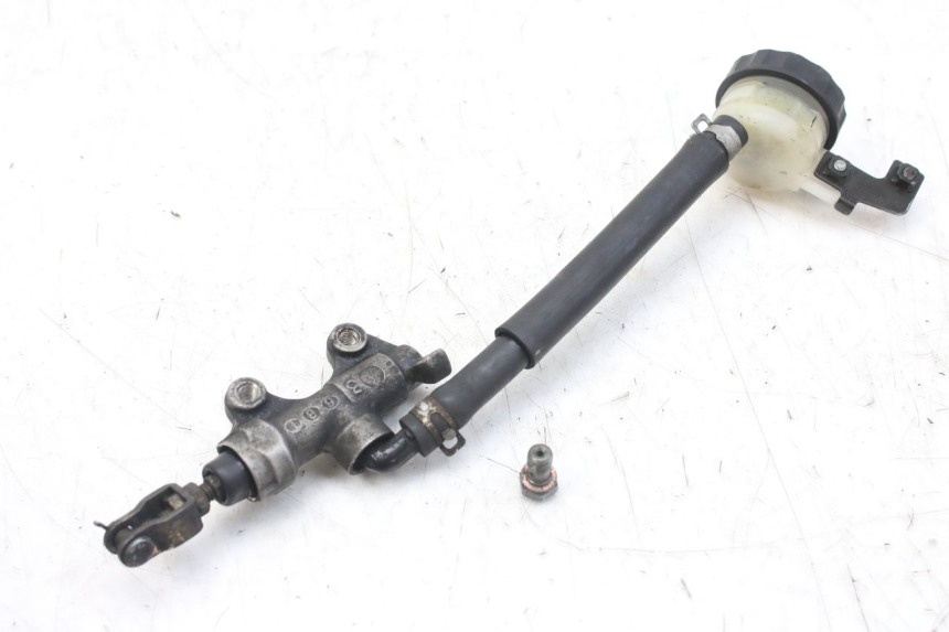 photo de REAR BRAKE MASTER CYLINDER KAWASAKI ZX-6R ZX6R 600 (1995 - 1997) - Component detail
