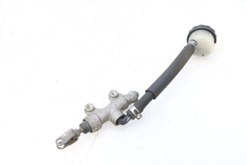 photo de REAR BRAKE MASTER CYLINDER KAWASAKI ZX-6R ZX6R 600 (1995 - 1997) - Zoom on usage condition