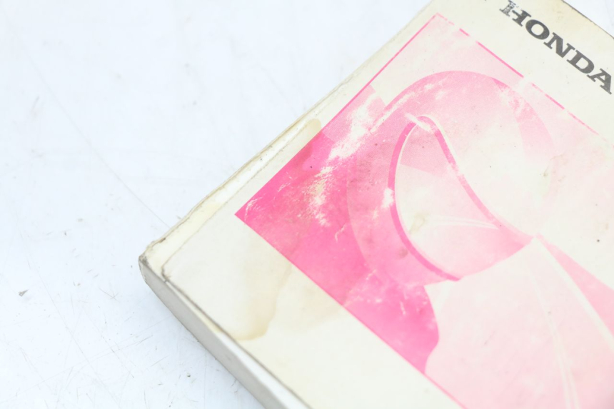 photo de USER MANUAL HONDA FJS SILVER WING SILVERWING 400 (2005 - 2008) - Component detail