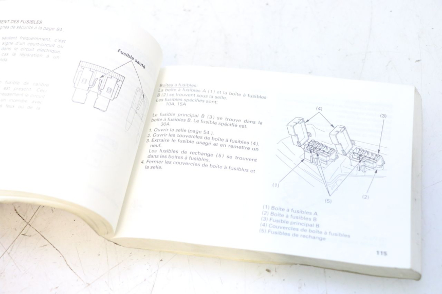 photo de USER MANUAL HONDA FJS SILVER WING SILVERWING 400 (2005 - 2008) - Product overview