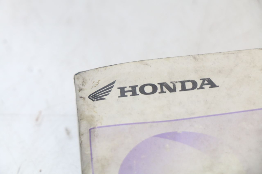 photo de USER MANUAL HONDA FJS SILVERWING SILVER WING 600 (2001 - 2010) - Component detail
