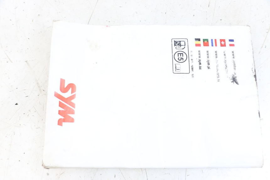 photo de USER MANUAL SYM JET 14 4T 50 (2018 - 2022) - Surface and material condition