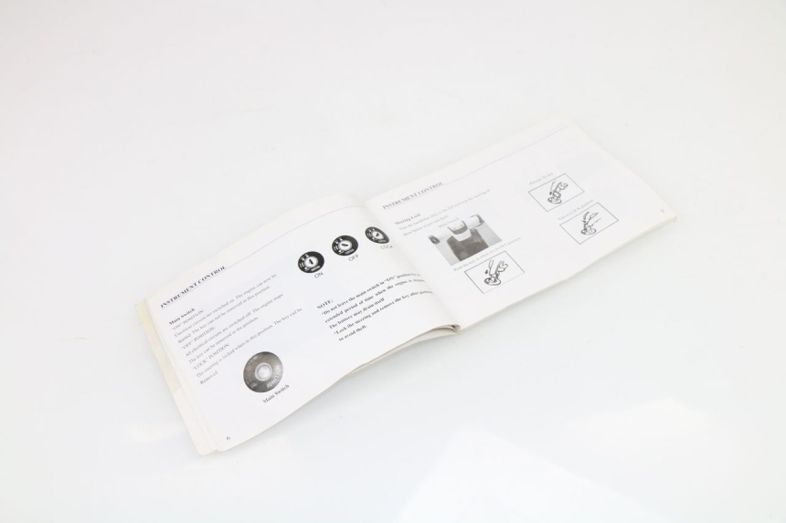 photo de USER MANUAL JM MOTORS MILANO 50 (2014 - 2019) - Alternative perspective