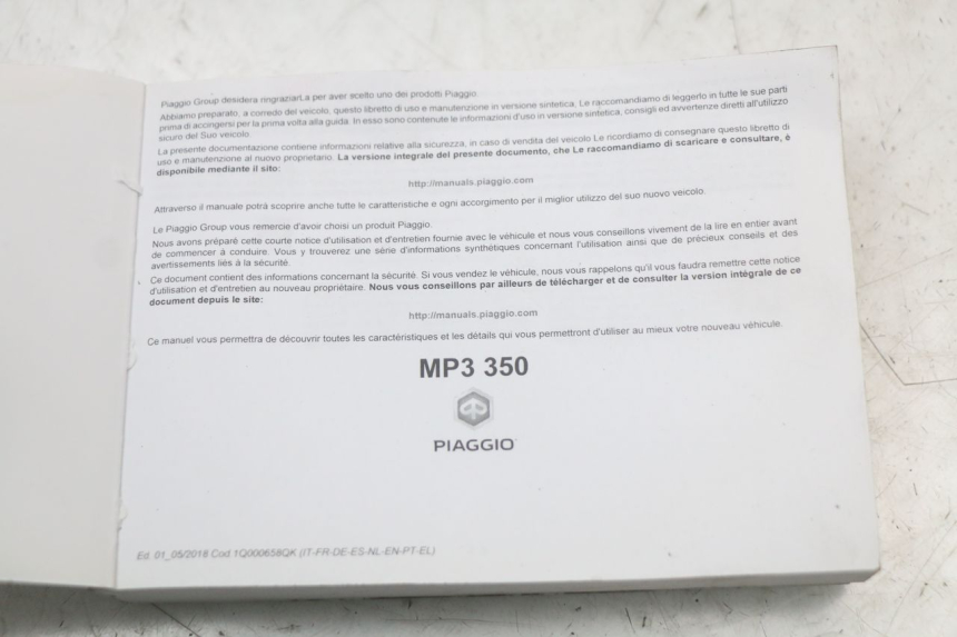 photo de USER MANUAL PIAGGIO MP3 HPE 350 (2018 - 2020) - Alternative perspective