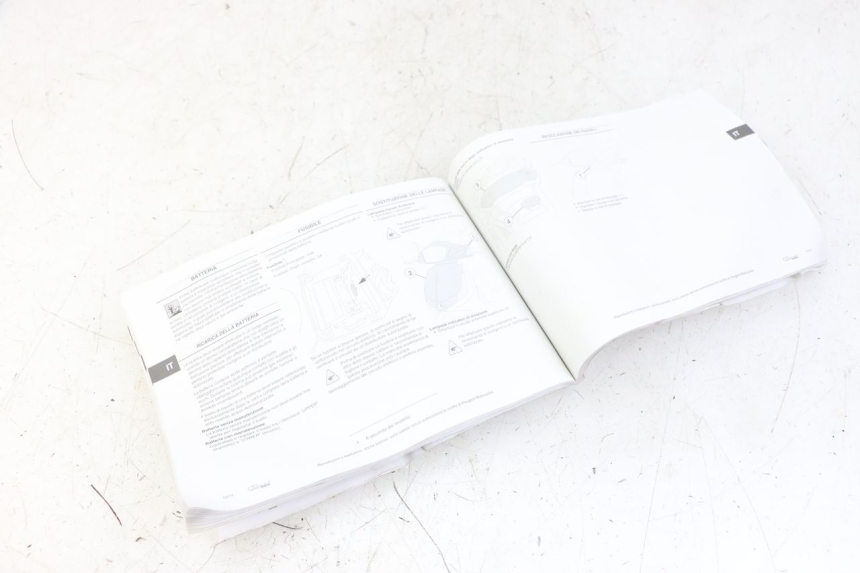 photo de USER MANUAL PEUGEOT TWEET 4T 50 (2014 - 2019) - Technical close-up