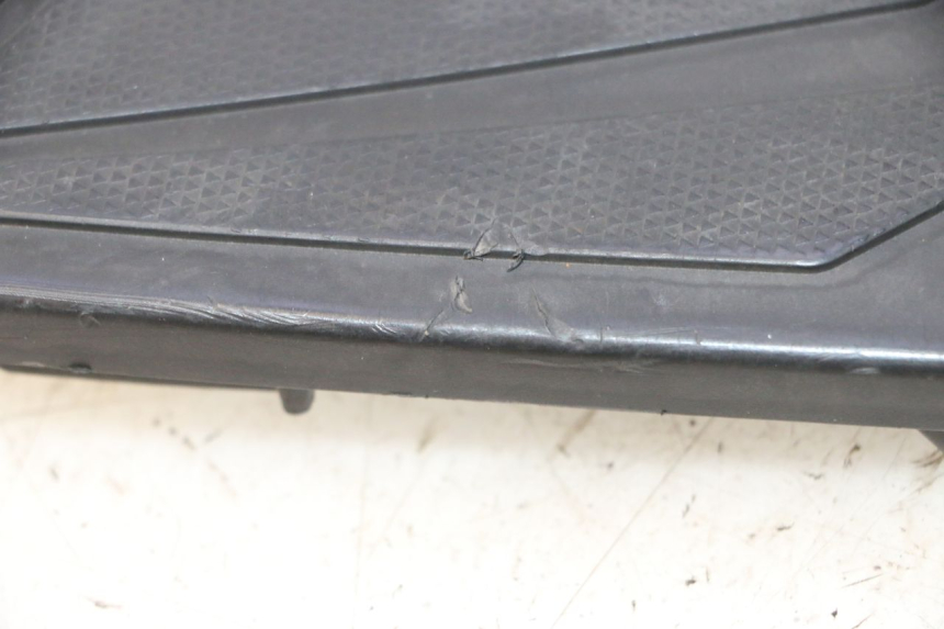 photo de FOOTREST KYMCO AGILITY 16+ 4T 50 (2018 - 2023) - Checked used part