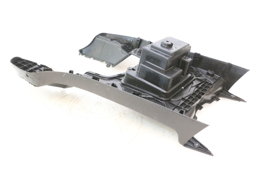 photo de FOOTREST KYMCO AGILITY 4T 50 (2018 - 2022) - Component detail