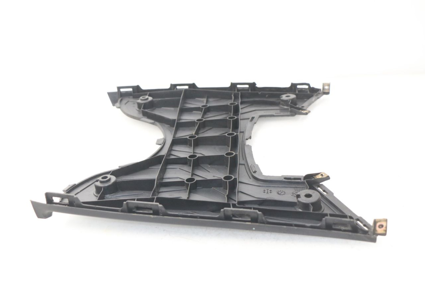 photo de FLOOR PANEL KYMCO AGILITY CITY 2T 50 (2008 - 2016) - Technical close-up