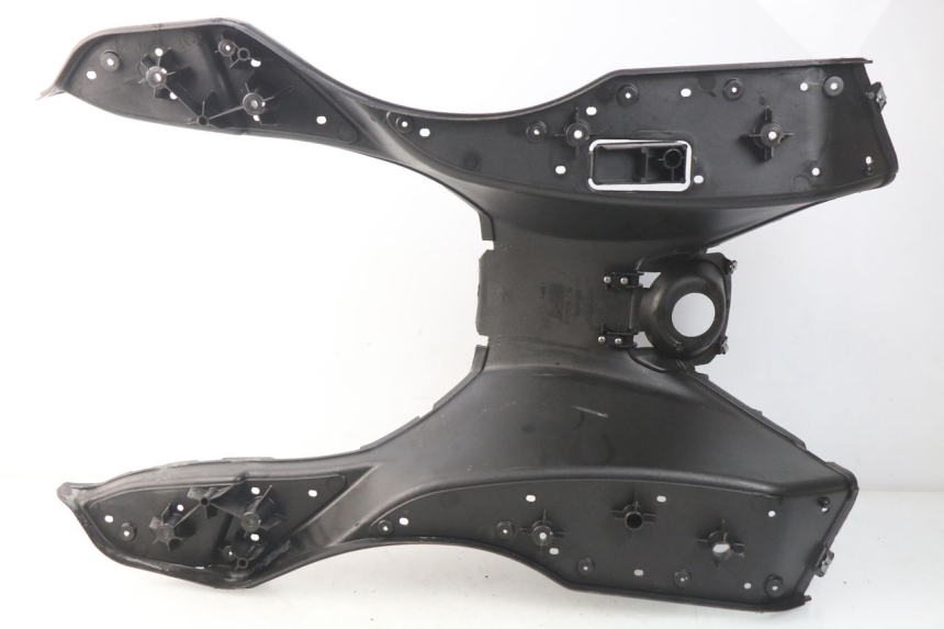 photo de FLOOR PANEL APRILIA ATLANTIC 125 (2003 - 2009) - Component detail