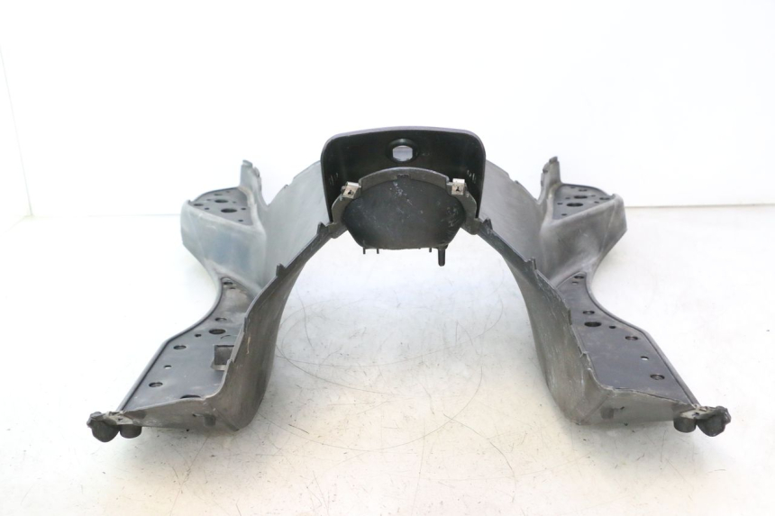 photo de FLOOR PANEL APRILIA ATLANTIC S 125 (2010 - 2013) - Focus on structure