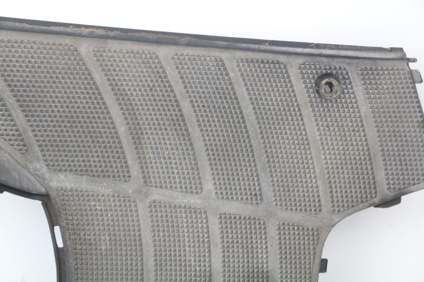 photo de FOOTREST HONDA BALI EX 100 (1996 - 2000) - Distinctive features