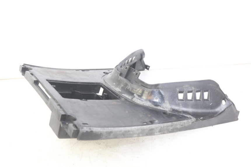 photo de FOOTREST PGO BIG MAX 50 (2001 - 2009) - Checked used part