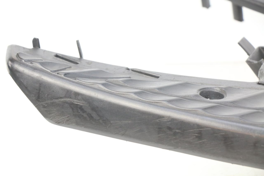 photo de FLOOR PANEL MBK BOOSTER NEXT GENERATION 50 (2004 - 2007) - Fixing points details