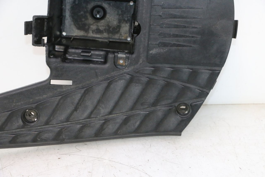 photo de FLOOR PANEL MBK BOOSTER ROCKET 50 (1995 - 1998) - Surface and material condition