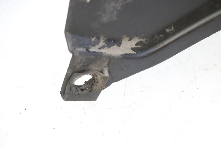 photo de FOOTREST MBK BOOSTER SPIRIT 50 (2004 - 2017) - Technical close-up