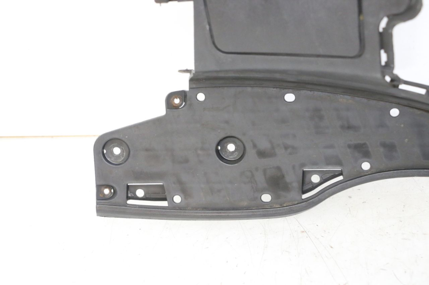 photo de FOOTREST SUZUKI BURGMAN 125 (2007 - 2014) - Checked used part