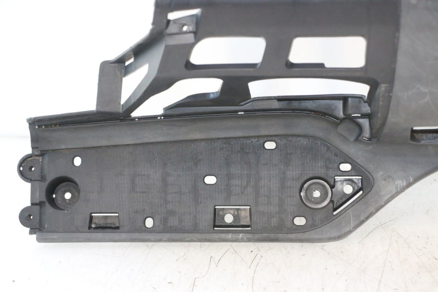 photo de FLOOR PANEL SUZUKI BURGMAN EXECUTIVE ABS 650 (2006 - 2012) - Component detail