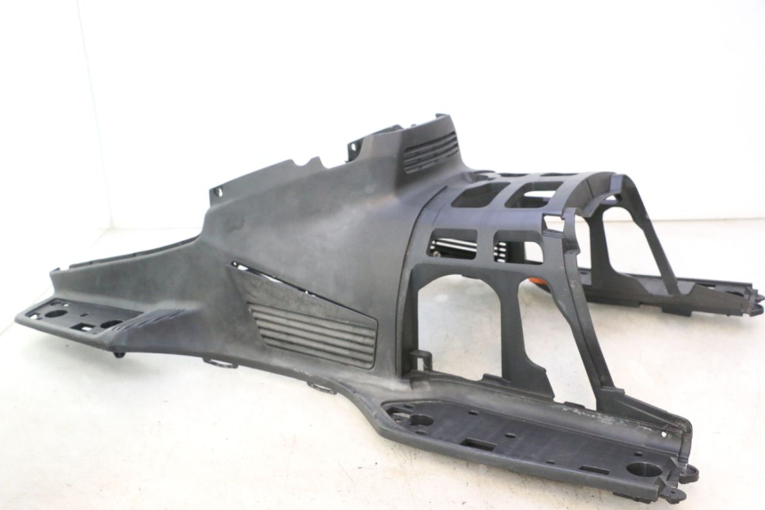 photo de FLOOR PANEL SUZUKI BURGMAN EXECUTIVE ABS 650 (2006 - 2012) - Component zoom
