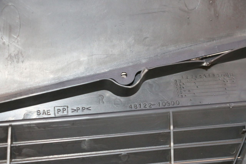 photo de FLOOR PANEL SUZUKI BURGMAN EXECUTIVE ABS 650 (2006 - 2012) - Zoom on usage condition