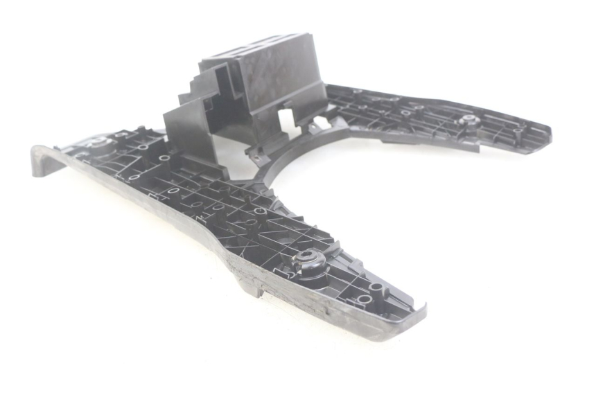 photo de FOOTREST YAMAHA BW'S BWS 125 (2010 - 2013) - Surface and material condition