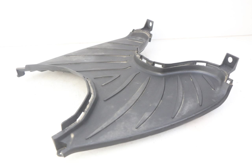 photo de FOOTREST PEUGEOT CITYSTAR 125 (2011 - 2017) - Fixing points details