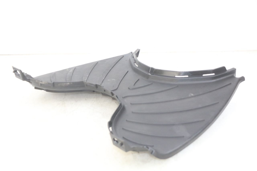 photo de FOOTREST PEUGEOT CITYSTAR 125 (2011 - 2017) - Technical close-up