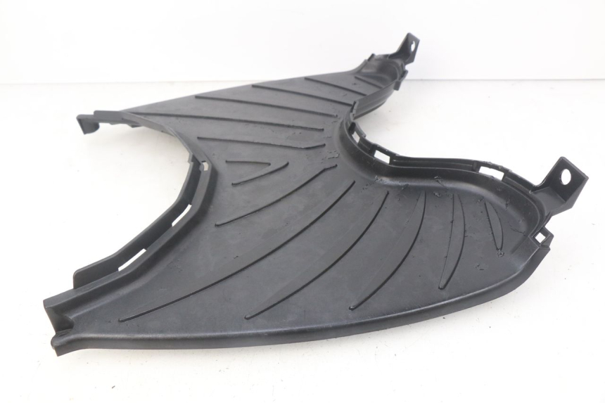 photo de FOOTREST PEUGEOT CITYSTAR 50 (2013 - 2017) - Fixing points details