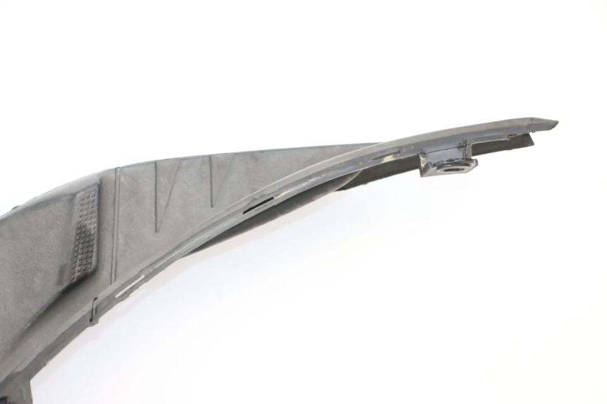 photo de FOOTREST YAMAHA CYGNUS X INJECTION 125 (2007 - 2013) - Focus on structure