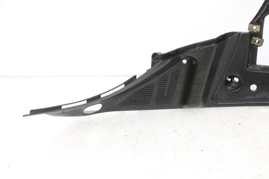 photo de FOOTREST LONGJIA DIGITA 4T 50 (2019 - 2022) - Fixing points details