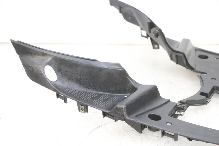 photo de FOOTREST LONGJIA DIGITA 4T 50 (2019 - 2022) - Fixing points details