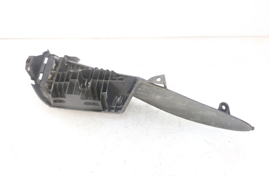 photo de RIGHT FOOTREST SUZUKI BURGMAN 125 (2007 - 2014) - Component detail