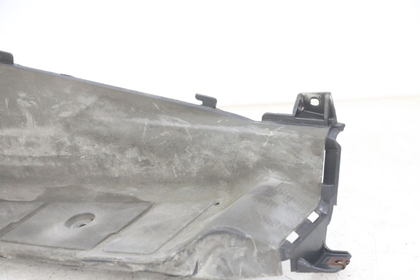 photo de RIGHT FOOTREST SUZUKI BURGMAN 125 (2007 - 2014) - Product overview