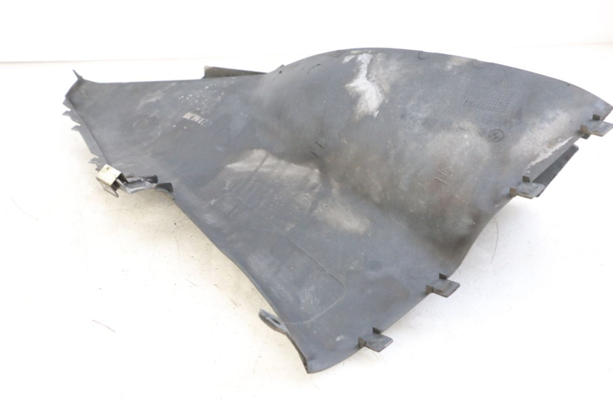 photo de RIGHT FOOTREST BMW C1 125 (2000 - 2003) - Component detail